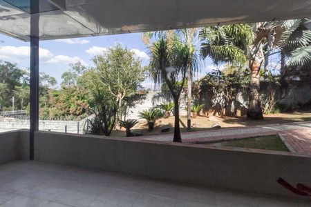 Quarto 1 - Vista de casa à venda com 4 quartos, 5400m² em Braúnas, Belo Horizonte