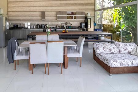 Casa à venda com 5400m², 4 quartos e 15 vagasCozinha