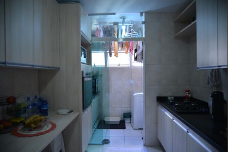 Apartamento à venda com 77m², 2 quartos e 1 vagaCozinha