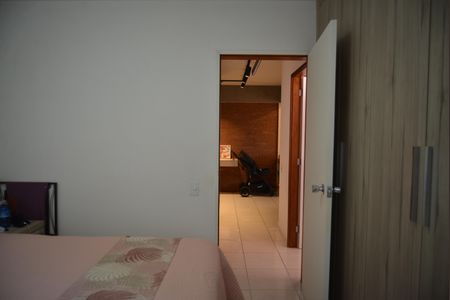Apartamento à venda com 77m², 2 quartos e 1 vagaQuarto 1