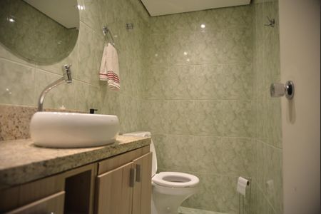 Apartamento à venda com 77m², 2 quartos e 1 vagaBanheiro Social