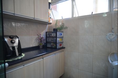 Apartamento à venda com 77m², 2 quartos e 1 vagaCozinha