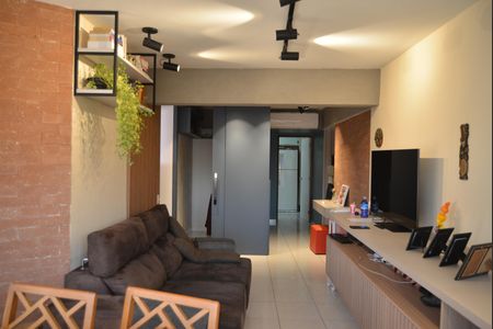Sala de apartamento à venda com 2 quartos, 77m² em Jardim Bela Vista, Santo André