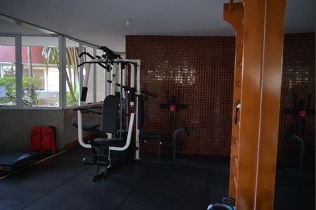 Apartamento à venda com 77m², 2 quartos e 1 vagaÁrea comum - Academia