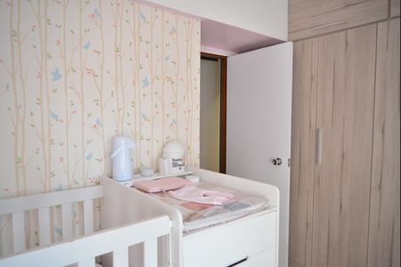 Apartamento à venda com 77m², 2 quartos e 1 vagaQuarto 2