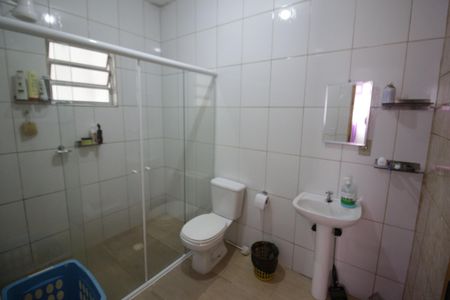 Casa à venda com 145m², 2 quartos e 1 vagaBanheiro 1