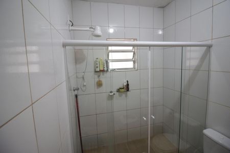 Casa à venda com 145m², 2 quartos e 1 vagaBanheiro 1