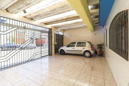 Casa à venda com 240m², 3 quartos e 3 vagas Casa à venda com 240m², 3 quartos e 3 vagasGaragem