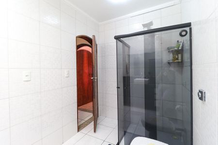 Casa à venda com 240m², 3 quartos e 3 vagas Casa à venda com 240m², 3 quartos e 3 vagasBanheiro