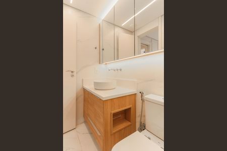 Apartamento à venda com 65m², 2 quartos e 1 vaga Apartamento à venda com 65m², 2 quartos e 1 vagaBanheiro da Suíte