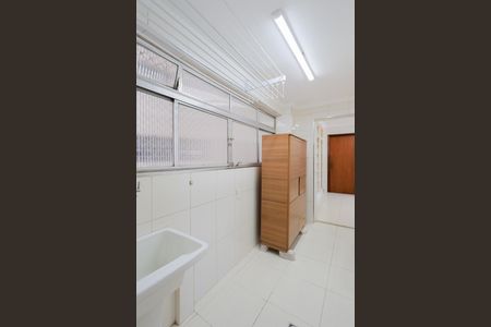 Apartamento à venda com 83m², 3 quartos e 1 vagaÁrea de serviço