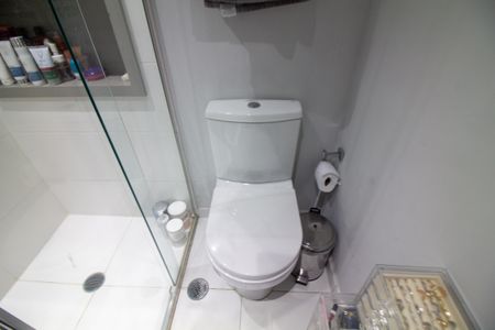 Apartamento para alugar com 65m², 2 quartos e 1 vaga Apartamento para alugar com 65m², 2 quartos e 1 vagaBanheiro Social