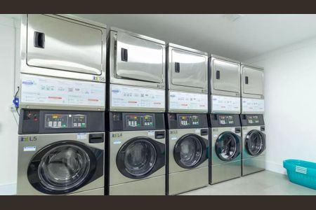 Apartamento para alugar com 65m², 2 quartos e 1 vaga Apartamento para alugar com 65m², 2 quartos e 1 vagaÁrea comum - Lavanderia