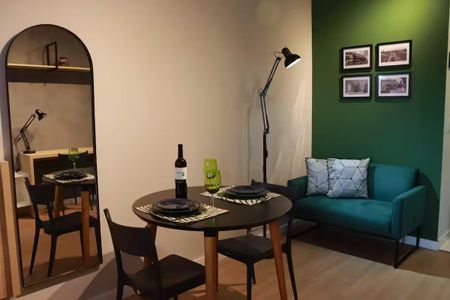 Sala de apartamento para alugar com 1 quarto, 28m² em Centro, Curitiba