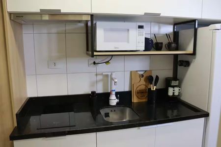 Cozinha de apartamento para alugar com 1 quarto, 28m² em Centro, Curitiba