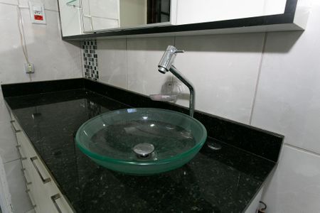 Casa à venda com 149m², 3 quartos e 3 vagas Casa à venda com 149m², 3 quartos e 3 vagasBanheiro da Suíte