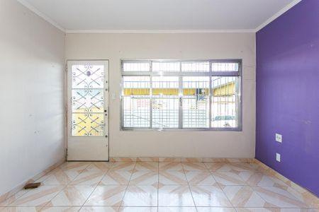 Casa à venda com 149m², 3 quartos e 3 vagas Casa à venda com 149m², 3 quartos e 3 vagasSala