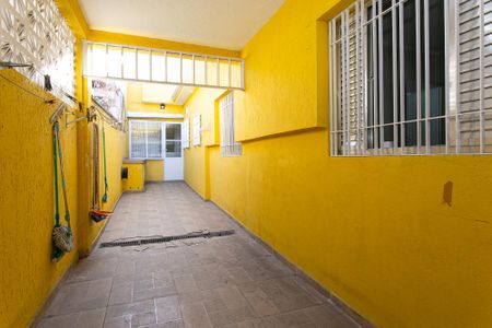 Casa à venda com 149m², 3 quartos e 3 vagas Casa à venda com 149m², 3 quartos e 3 vagasQuintal