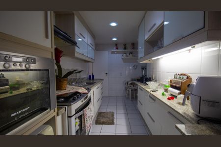 Apartamento à venda com 340m², 4 quartos e 3 vagasCozinha e Área de Serviço