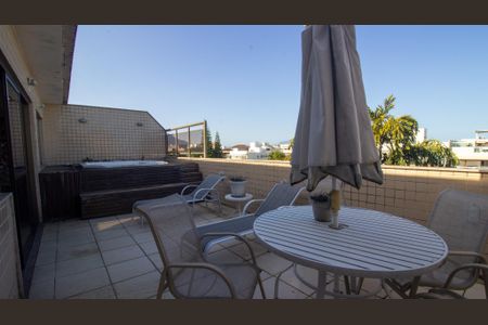 Apartamento à venda com 340m², 4 quartos e 3 vagasVaranda da Cobertura