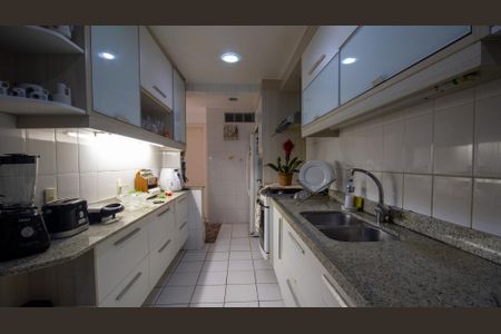 Apartamento à venda com 340m², 4 quartos e 3 vagasCozinha e Área de Serviço