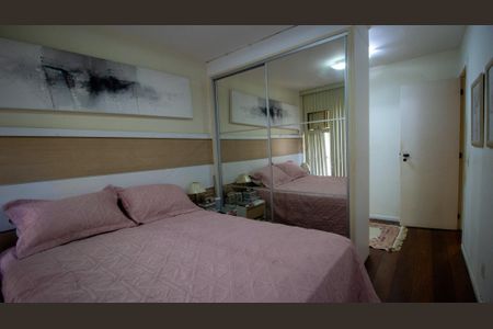 Apartamento à venda com 340m², 4 quartos e 3 vagasSuíte 1