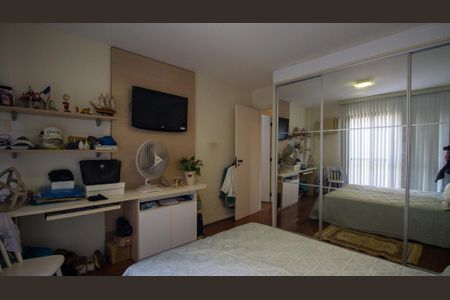 Apartamento à venda com 340m², 4 quartos e 3 vagasQuarto 1