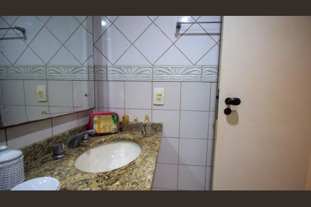 Apartamento à venda com 340m², 4 quartos e 3 vagasBanheiro Social 1