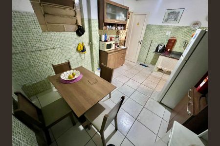 Casa à venda com 600m², 3 quartos e 3 vagasCozinha