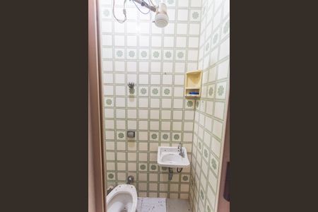 Apartamento à venda com 156m², 3 quartos e 2 vagasBanheiro de serviço