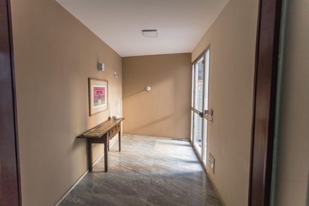 Apartamento à venda com 156m², 3 quartos e 2 vagasHall de entrada