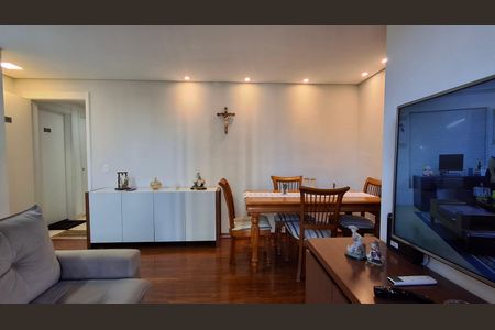 Apartamento à venda com 62m², 2 quartos e 1 vagaSala