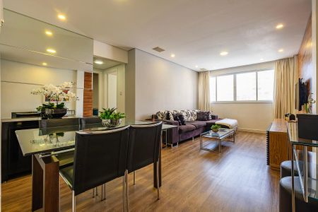 Sala de apartamento para alugar com 2 quartos, 90m² em Pinheiros, São Paulo