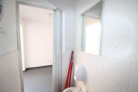 Casa à venda com 0m², 2 quartos e 2 vagasLavabo