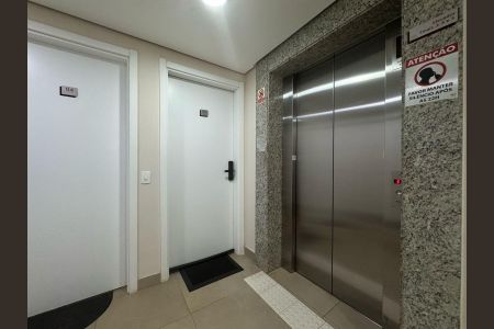 Apartamento à venda com 68m², 2 quartos e 1 vaga