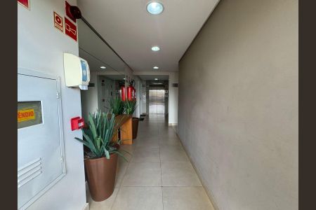 Apartamento à venda com 68m², 2 quartos e 1 vaga