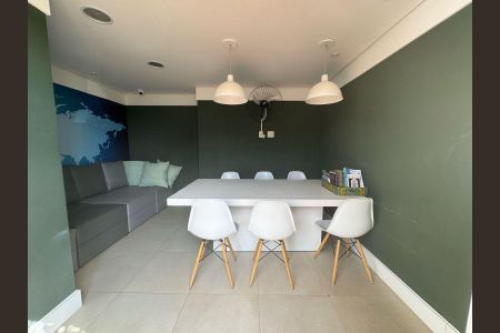 Apartamento à venda com 68m², 2 quartos e 1 vaga