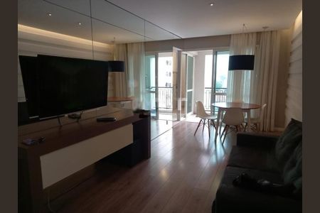 Apartamento à venda com 2 quartos, 74m² em Cambuí, Campinas