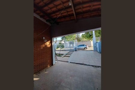Casa à venda com 190m², 2 quartos e 1 vaga