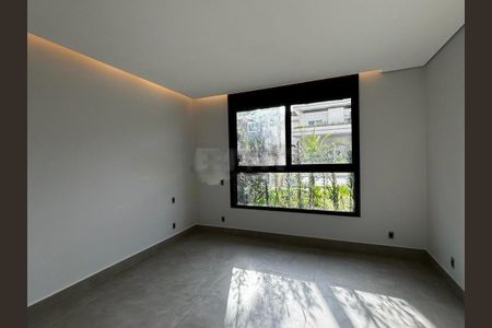 Casa à venda com 3 quartos, 399m² em Jardim Nova Europa, Campinas