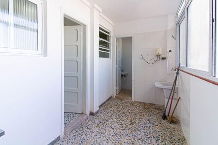 Apartamento para alugar com 135m², 2 quartos e sem vagaÁrea de Serviço