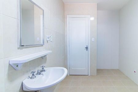 Apartamento para alugar com 135m², 2 quartos e sem vagaBanheiro