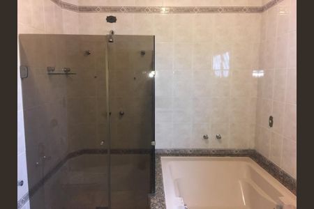 Casa à venda com 4 quartos, 312m² em Jardim Nova Europa, Campinas