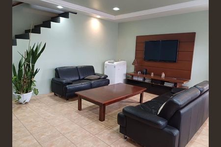 Casa à venda com 3 quartos, 238m² em Parque Jambeiro, Campinas