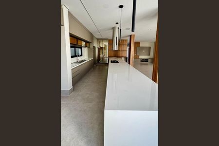 Casa à venda com 3 quartos, 262m² em Swiss Park, Campinas