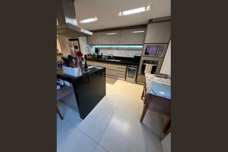 Casa à venda com 6 quartos, 370m² em Conjunto Habitacional Vila Santana (Sousas), Campinas