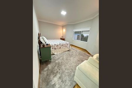 Casa à venda com 370m², 6 quartos e 2 vagas