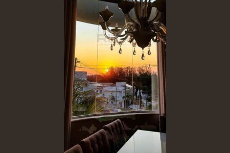 Casa à venda com 3 quartos, 351m² em Swiss Park, Campinas