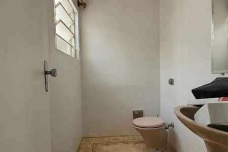 Casa à venda com 288m², 3 quartos e 4 vagas