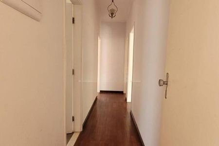 Casa à venda com 288m², 3 quartos e 4 vagas